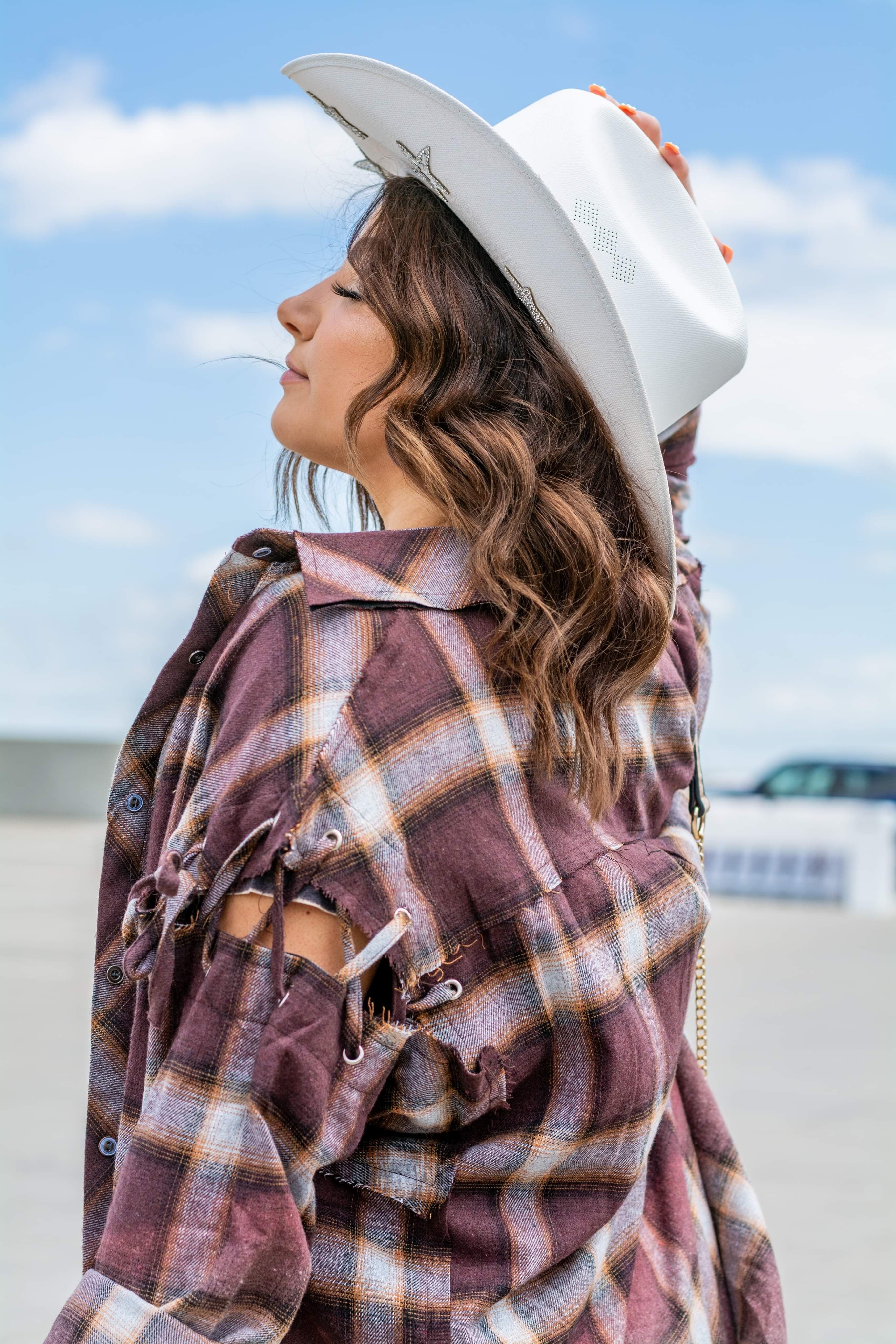 Plaid Woven Flannel in faded burgundy