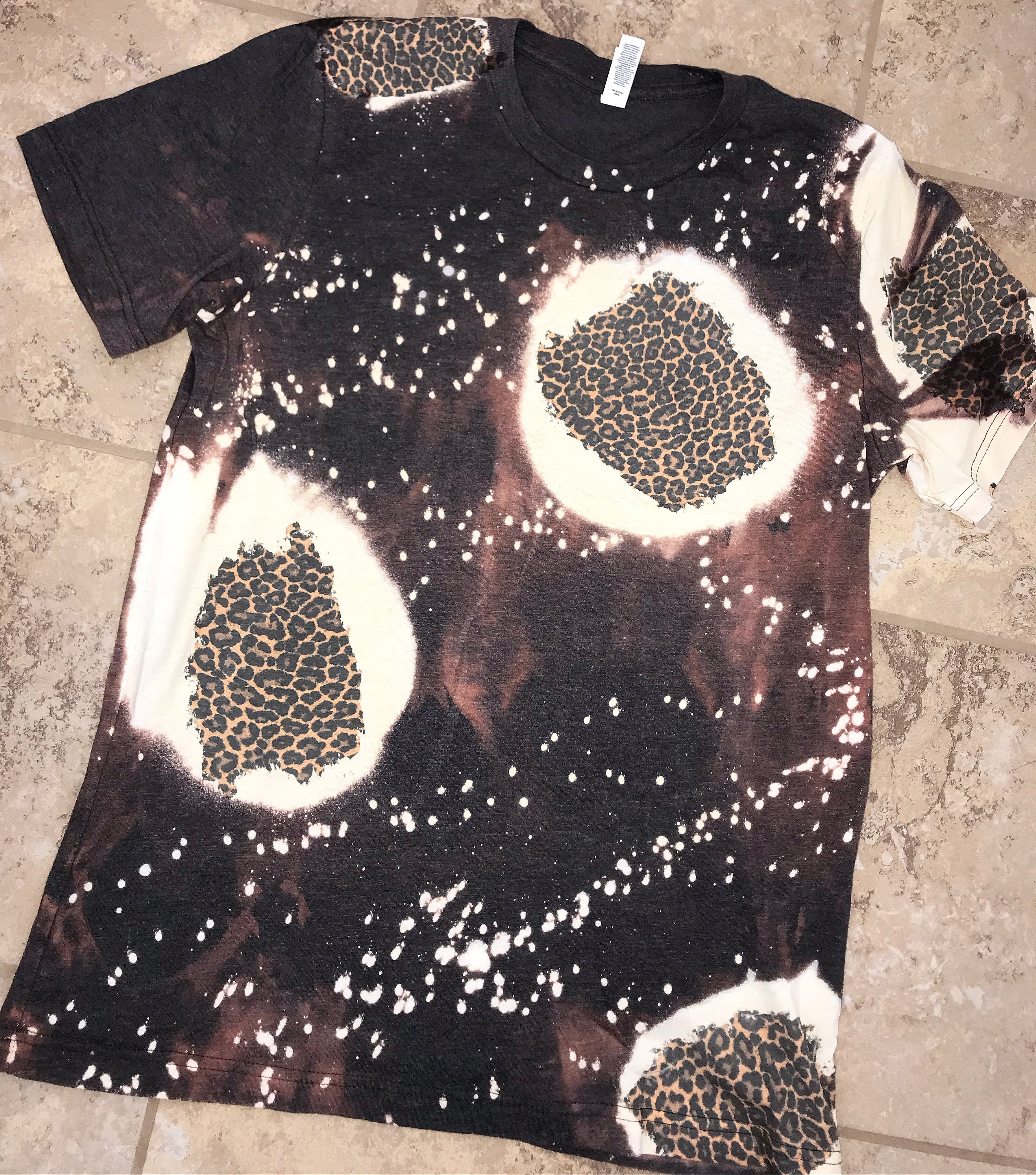 Leopard bleached tee